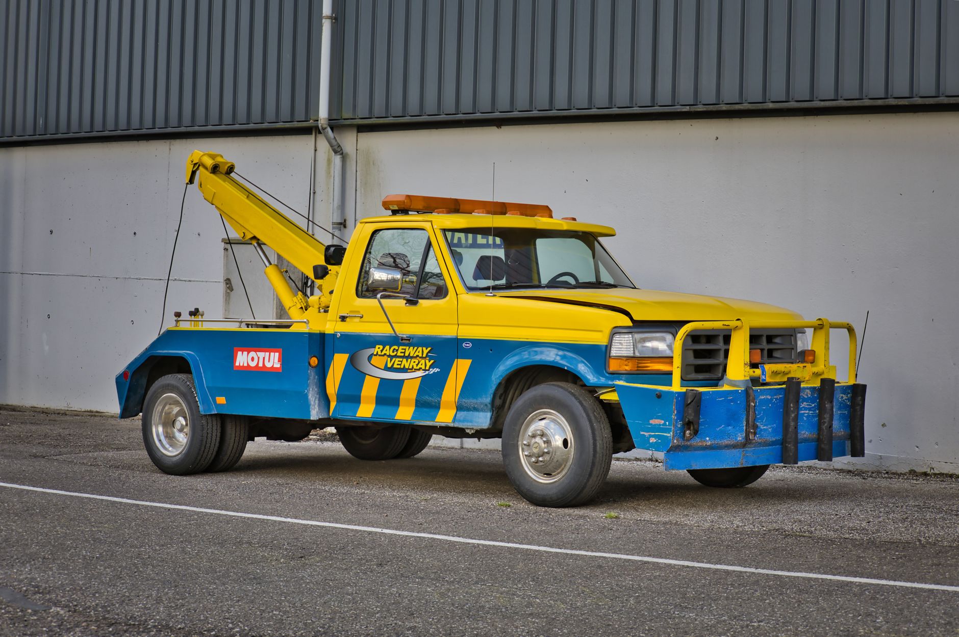Remorquage voiture équipe à Saint-Quentin